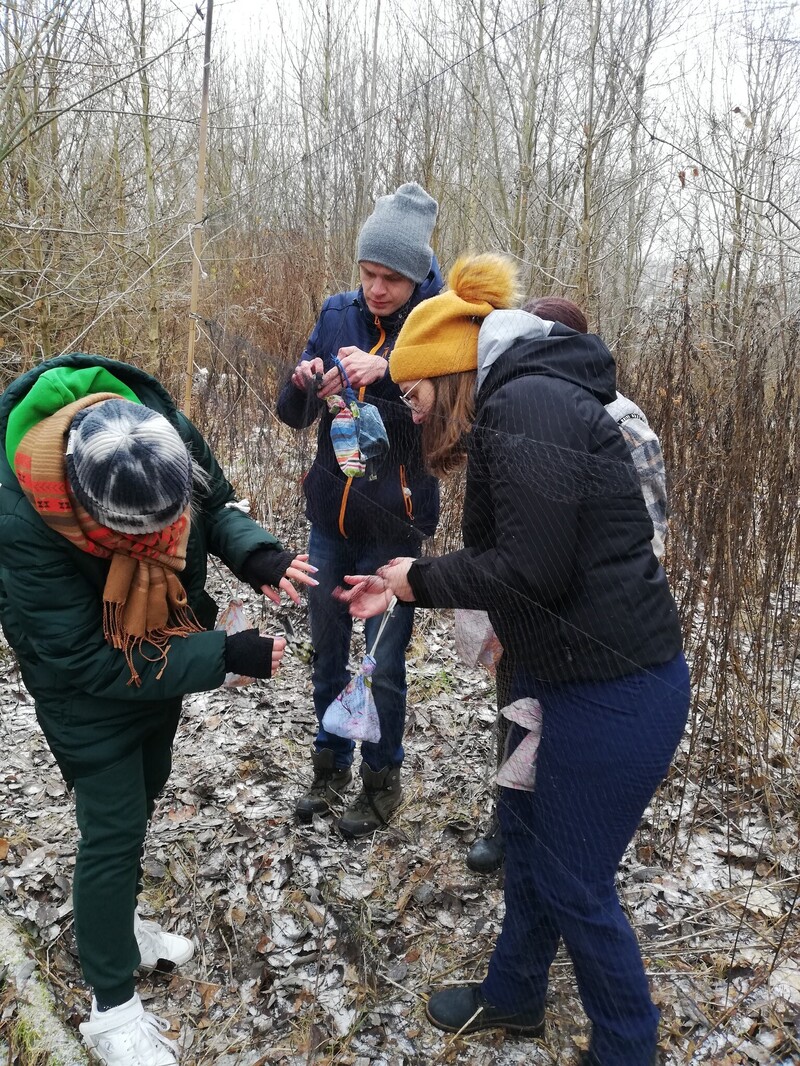 RUSZA KOLEJNA EDYCJA AKCJI KARMNIK / Aktualności / Wydział Biologii